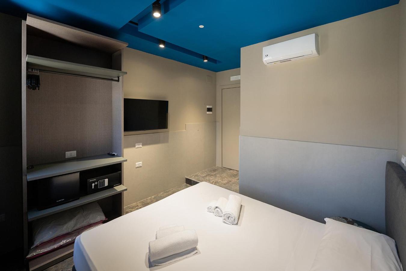Mia Suites Hotel Bella Capri Наполи Екстериор снимка
